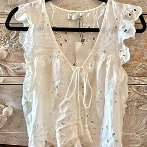 🌸 Zara White Ruffled Eyelet Top
